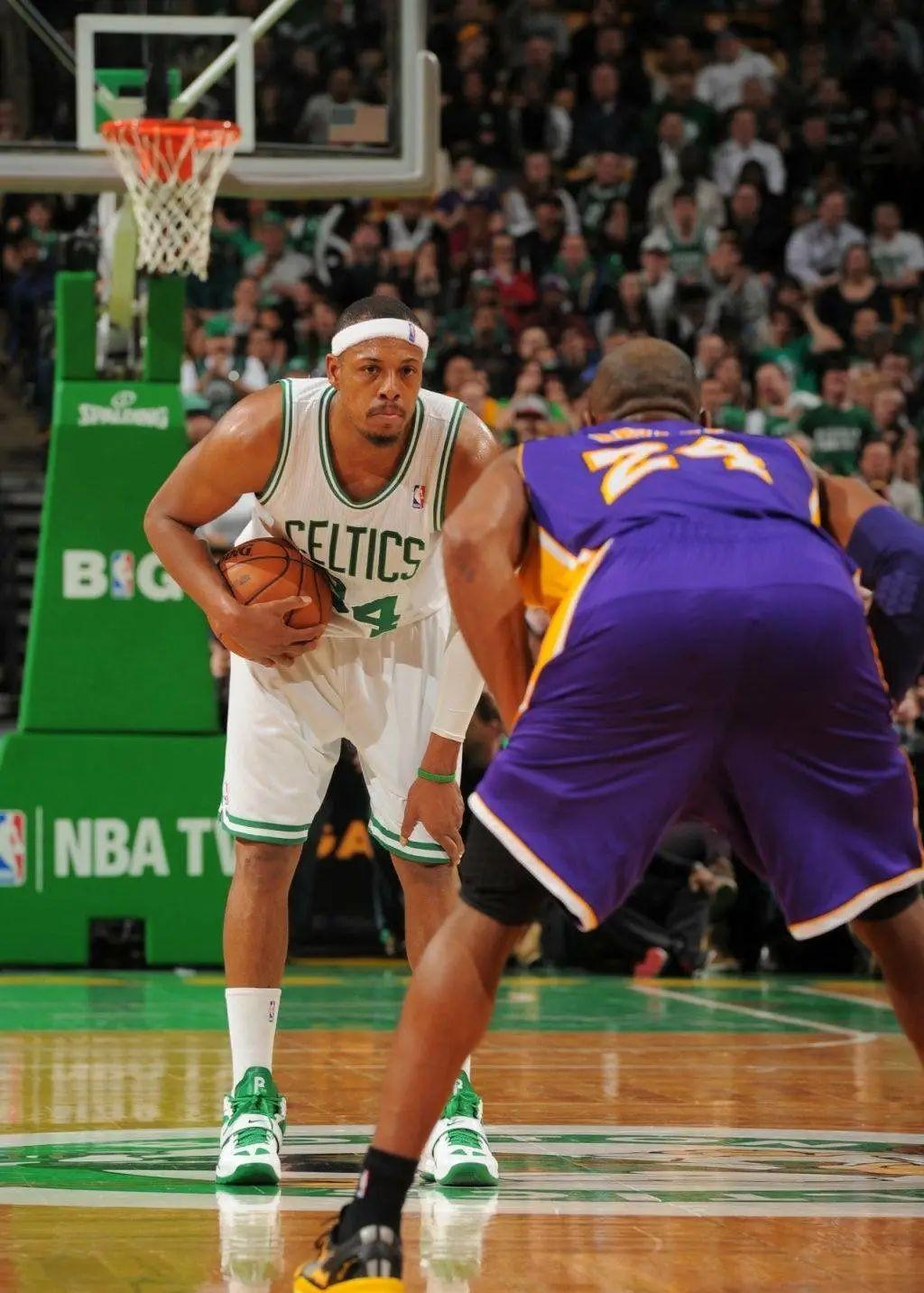 球队主教练 球队主教练