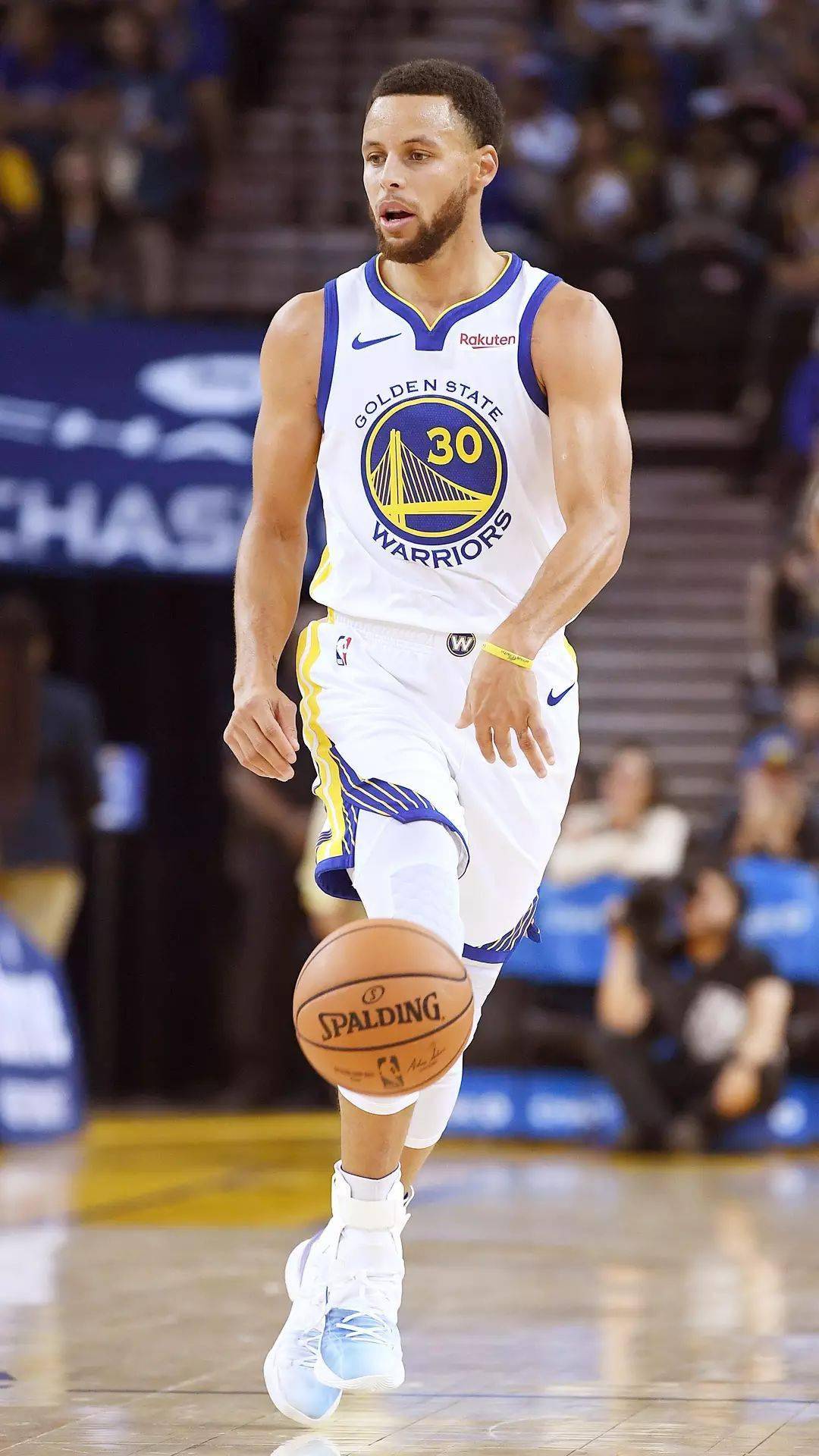 传播速度远 传播速度远