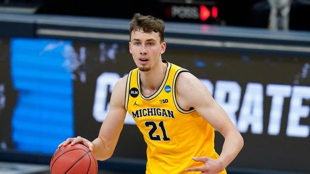 转击败夺冠 转击败夺冠