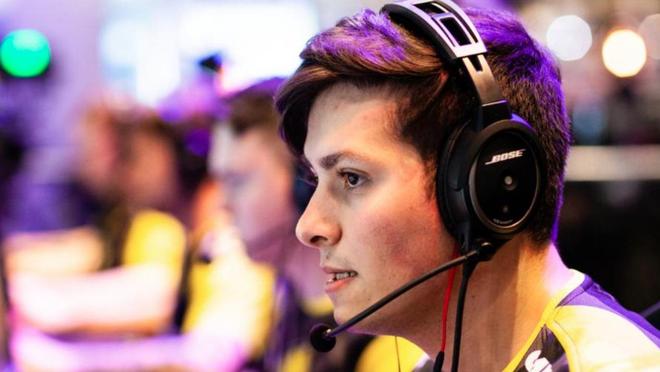 更像一次竞 更像一次竞